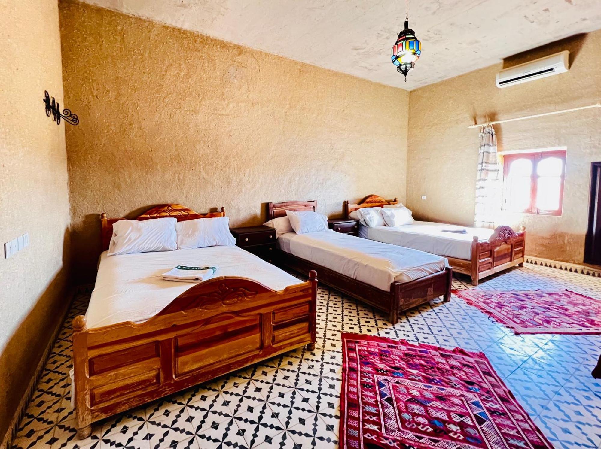 Hotel Camping Les Roses Des Dunes & Piscine เมอร์ซูกา ภายนอก รูปภาพ