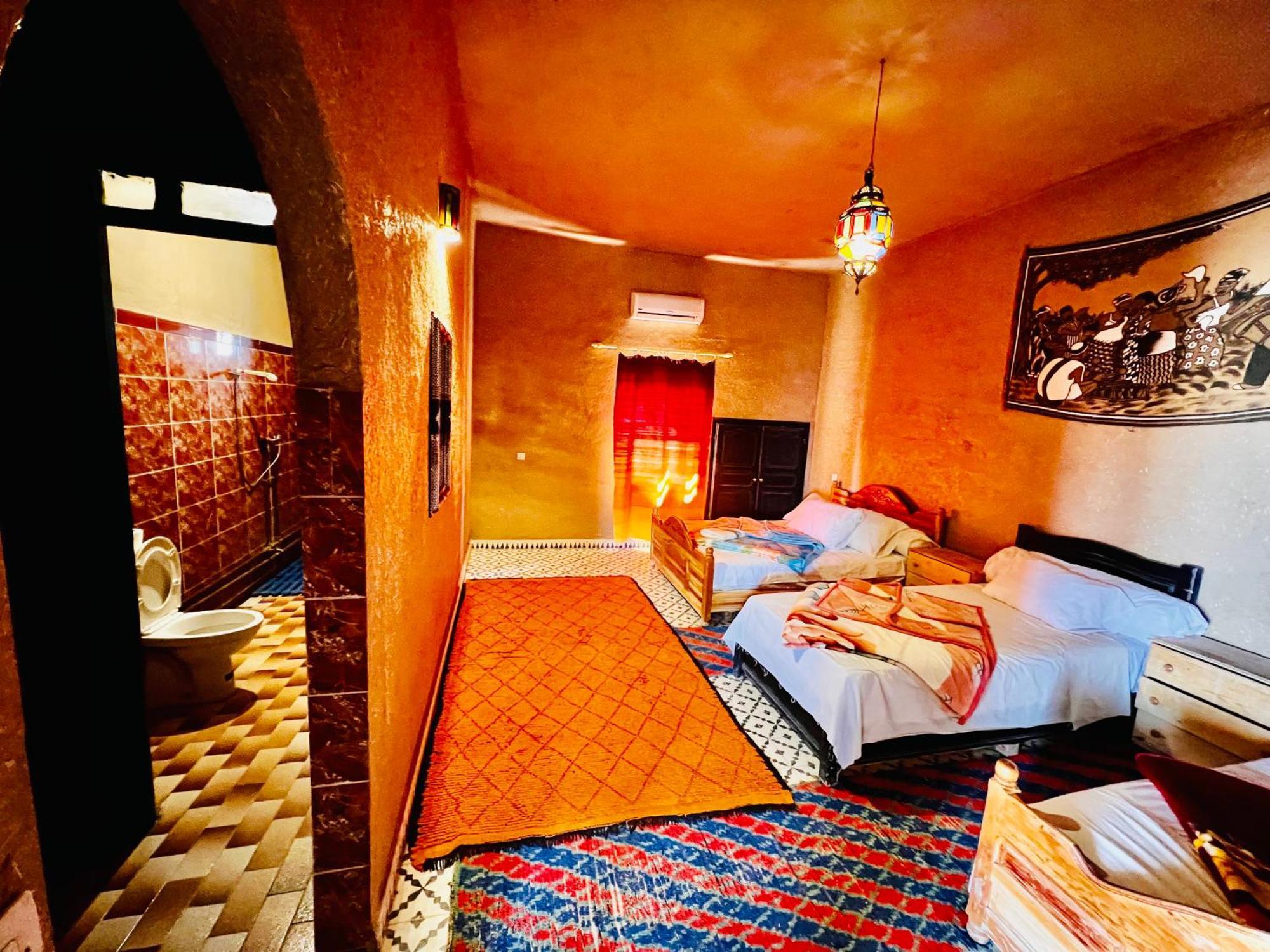 Hotel Camping Les Roses Des Dunes & Piscine เมอร์ซูกา ภายนอก รูปภาพ