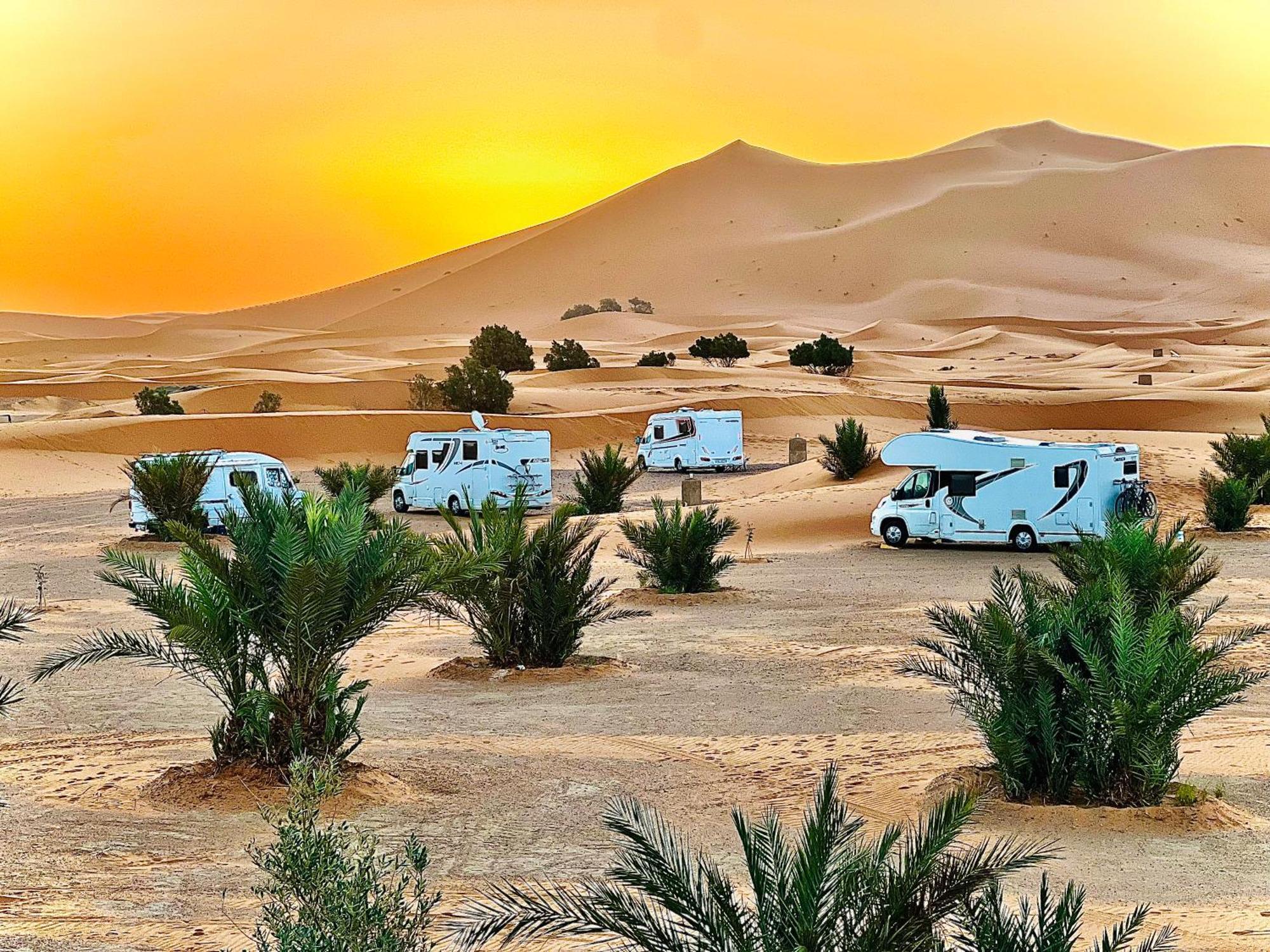 Hotel Camping Les Roses Des Dunes & Piscine เมอร์ซูกา ภายนอก รูปภาพ